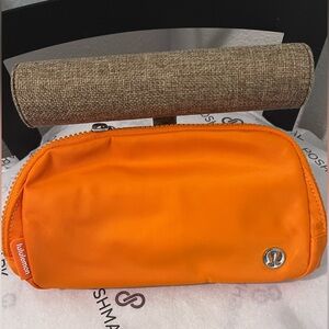 LULULEMON AUTHENTIC EVERYWHERE ORANGE FLASH BELT BAG 1L CROSSBODY
